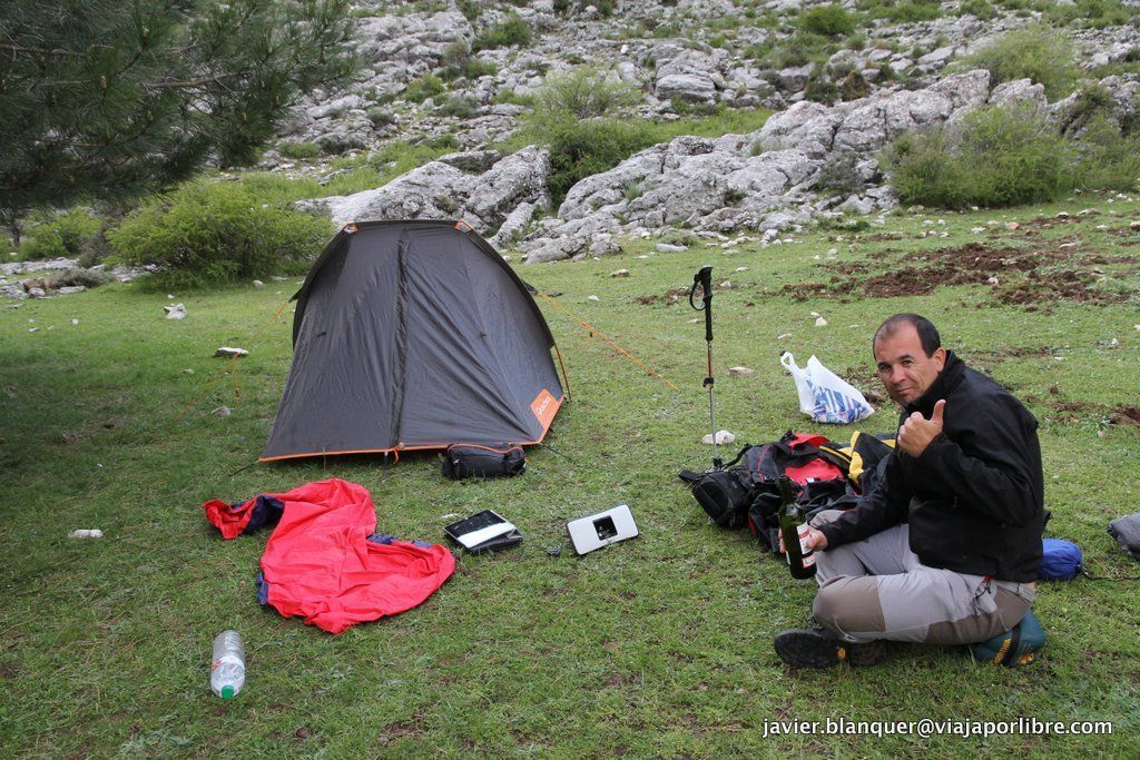 Acampando