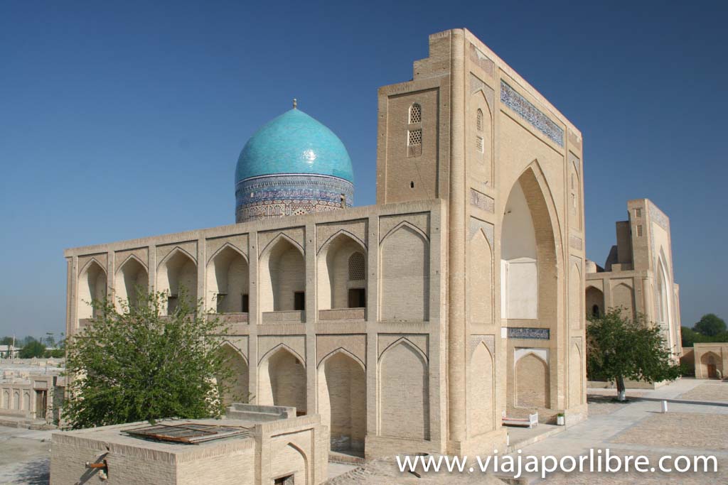 Madraza de Miri Arab