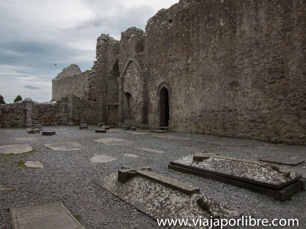 Monasterio de Clonmacnoise - Catedral Monasterio de Clonmacnoise - Catedral