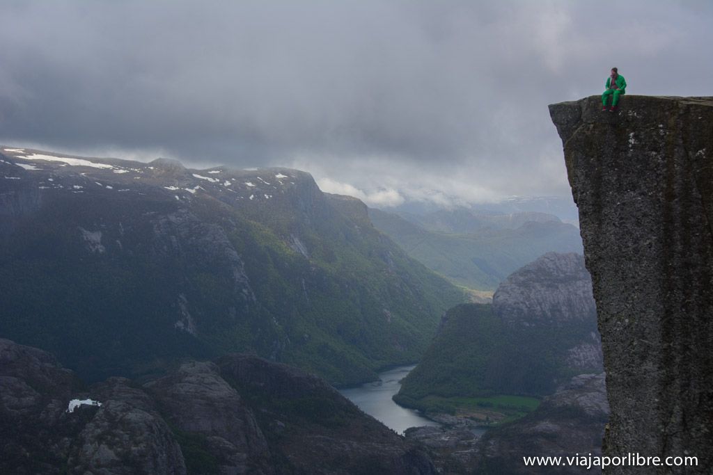 Preikestolen, la ruta al Púlpito de Noruega Preikestolen, la ruta al Púlpito de Noruega