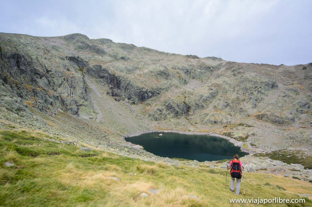 Rutas por Gredos. Laguna de la Nava Rutas por Gredos. Laguna de la Nava