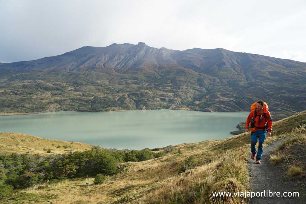 Del Campamento Serón al Refugio Dickson