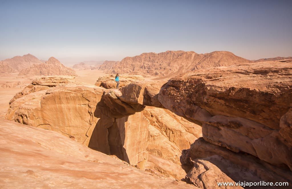 Burdah Bridge, espectacular trekking en Wadi Rum Burdah Bridge, espectacular trekking en Wadi Rum