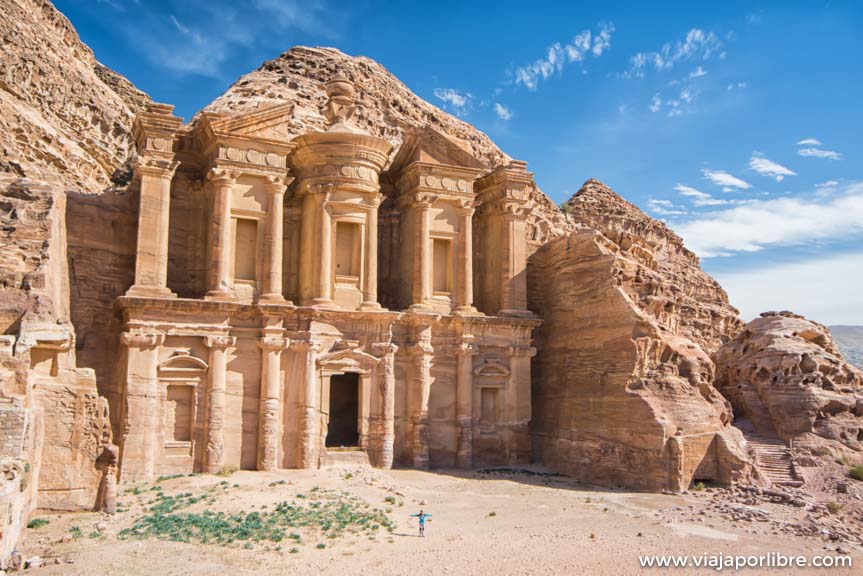 La maravillosa ruta entre Pequeña Petra y Petra La maravillosa ruta entre Pequeña Petra y Petra