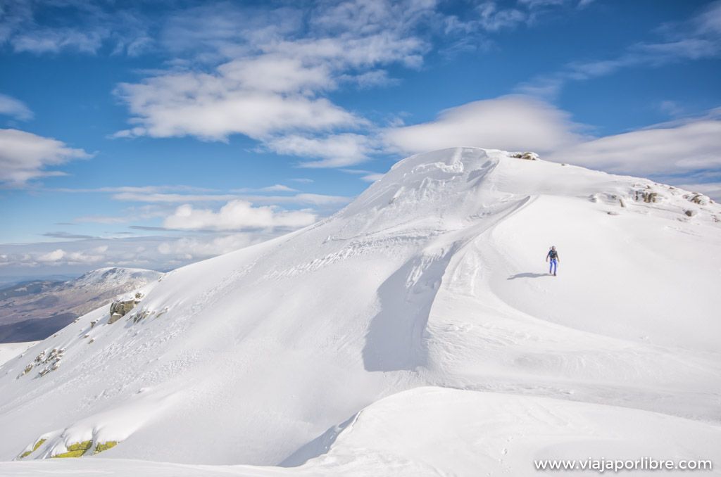 Cuatro rutas diferentes para recorrer Gredos con nieve Ascensión al Cancho desde Navalguijo