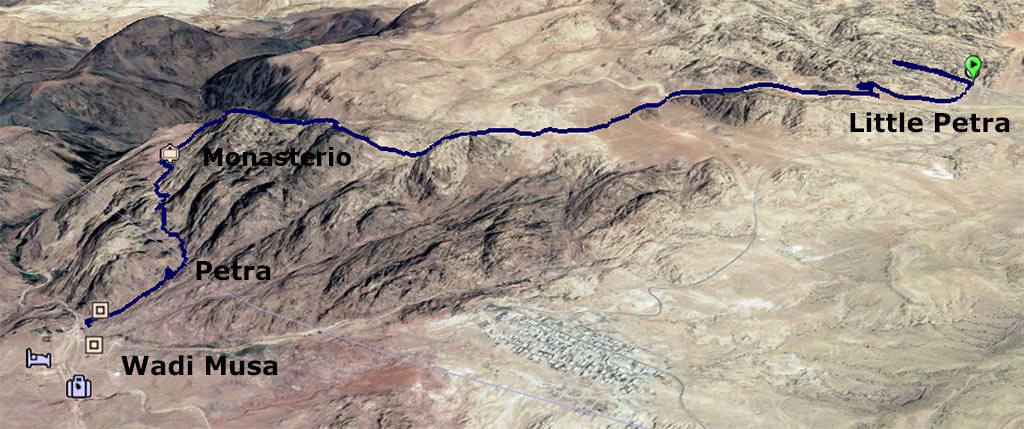 La maravillosa ruta entre Pequeña Petra y Petra La maravillosa ruta entre Pequeña Petra y Petra