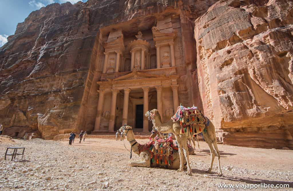 Lugares que debes visitar en Petra incluido el Tesoro