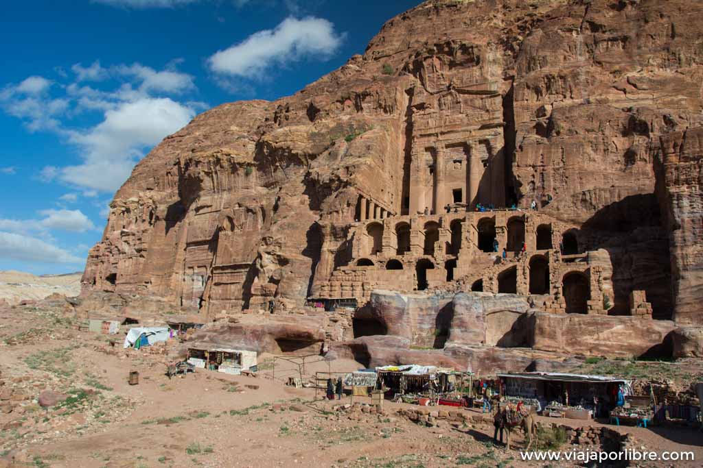 Lugares que debes visitar en Petra incluido el Tesoro