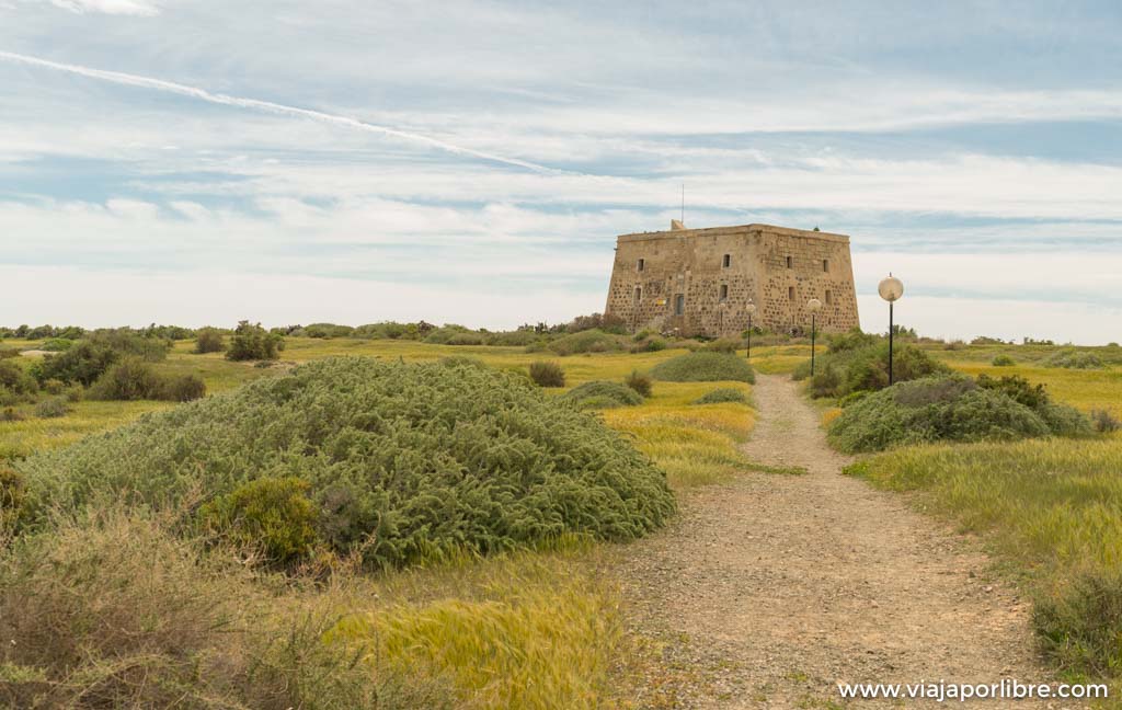 Que ver y como llegar a la isla de Tabarca Que ver y como llegar a la isla de Tabarca