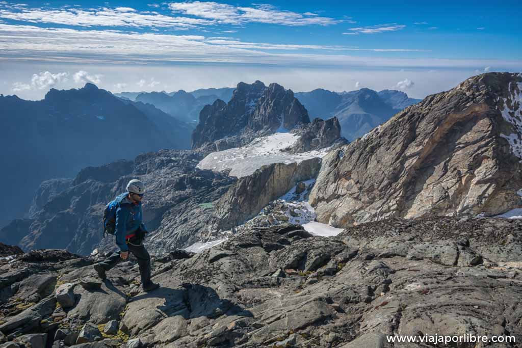 Ascensión al pico Margherita
