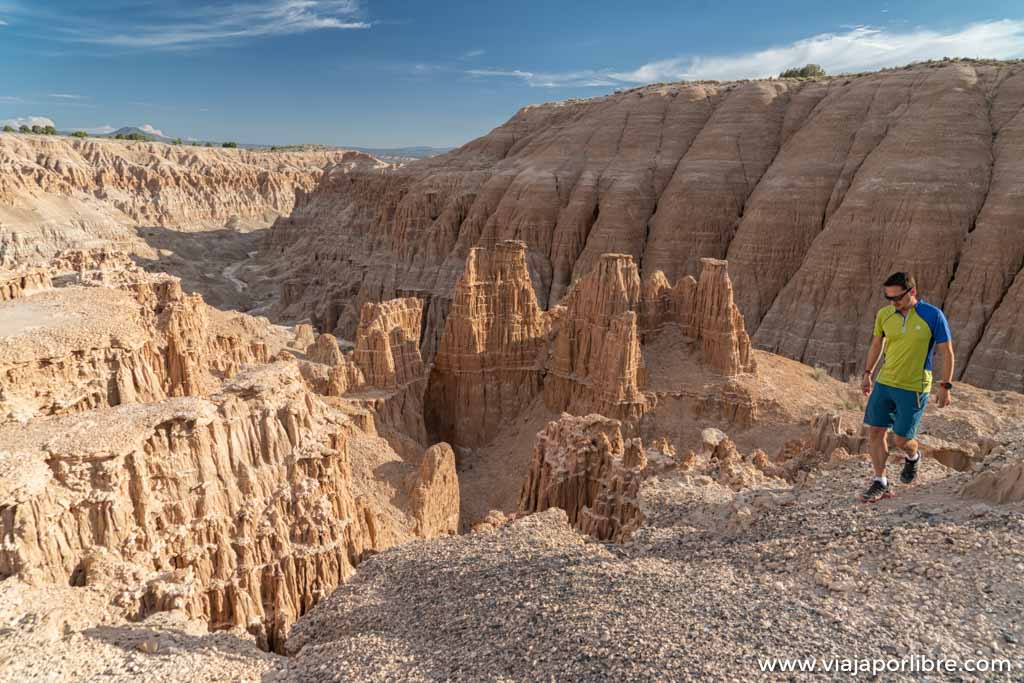 Cathedral Gorge, paisajes marcianos en el desierto de Nevada Cathedral Gorge, paisajes marcianos en el desierto de Nevada