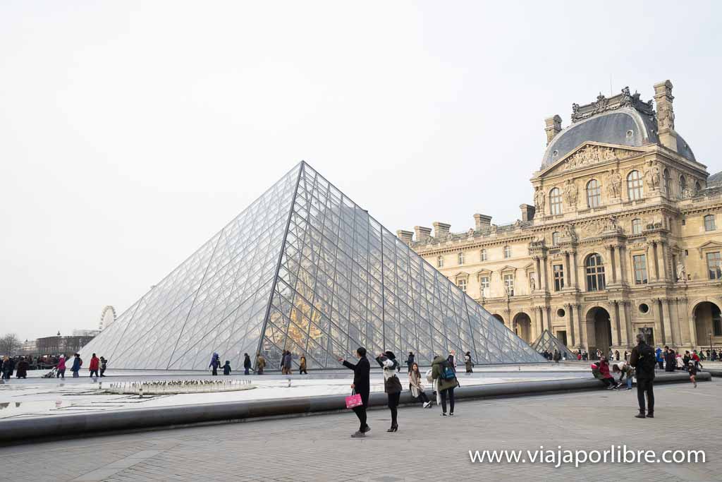 Museo del Louvre