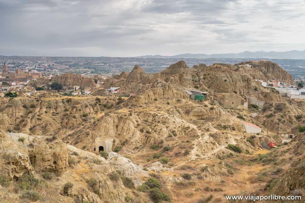 El barrio de las Cuevas de Guadix El barrio de las Cuevas de Guadix