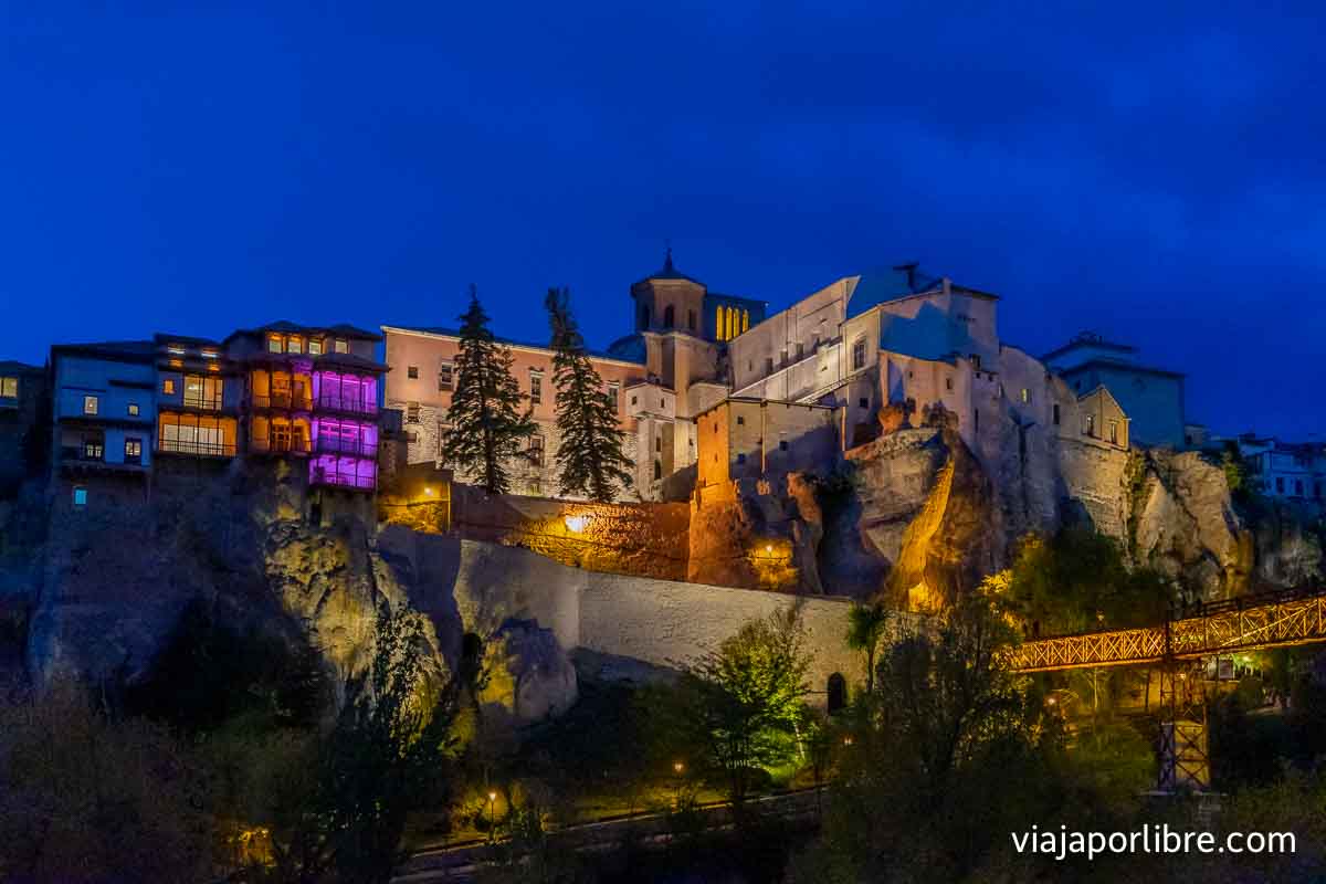 Cuenca por la noche Cuenca por la noche