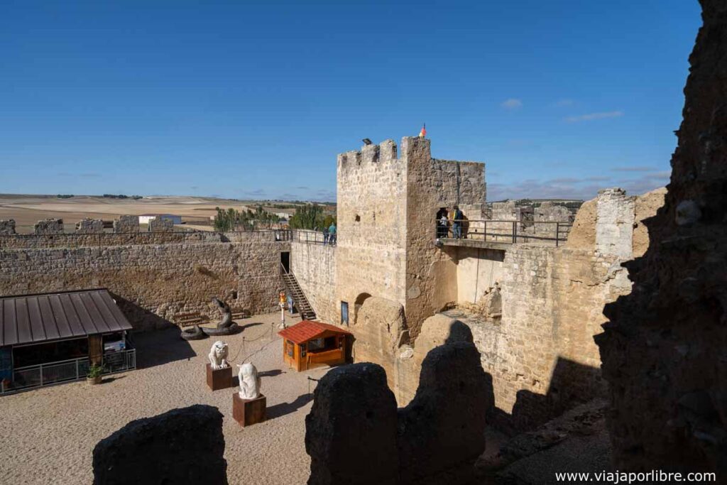 En lo alto del castillo