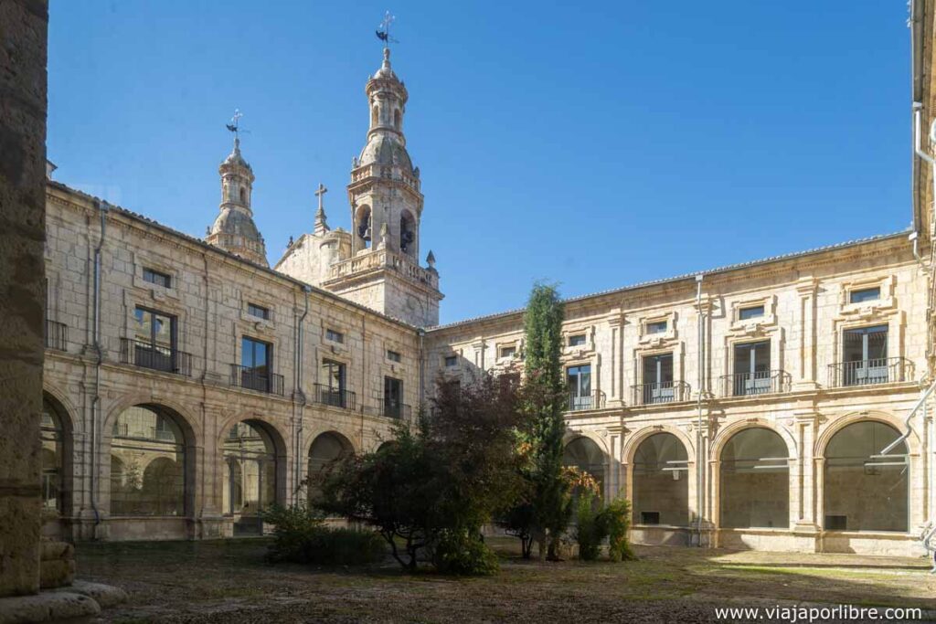 Claustro