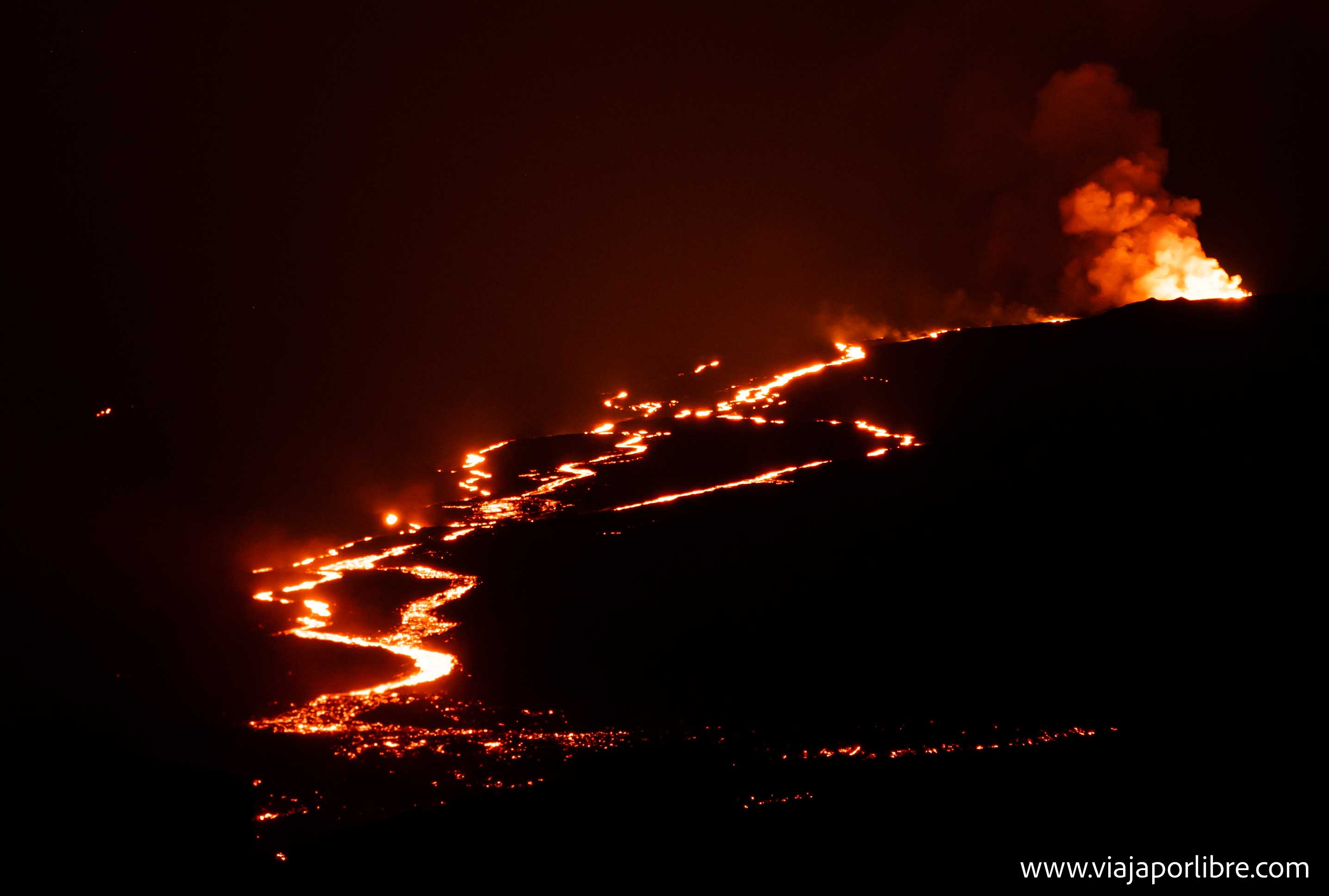 Eruoción en el volcán Mauna Loa - Hawaii