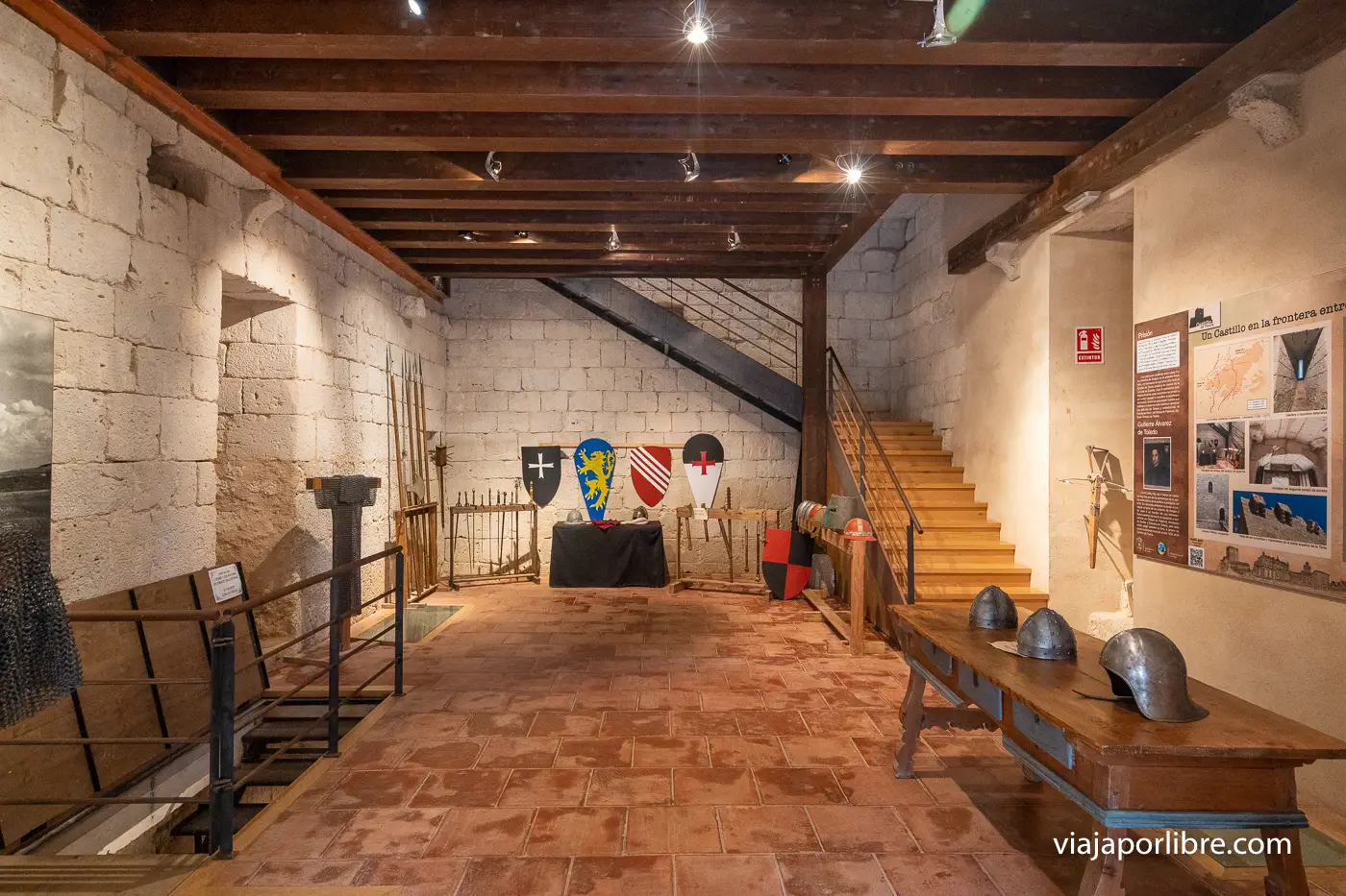 Interior del Castillo de Tiedra