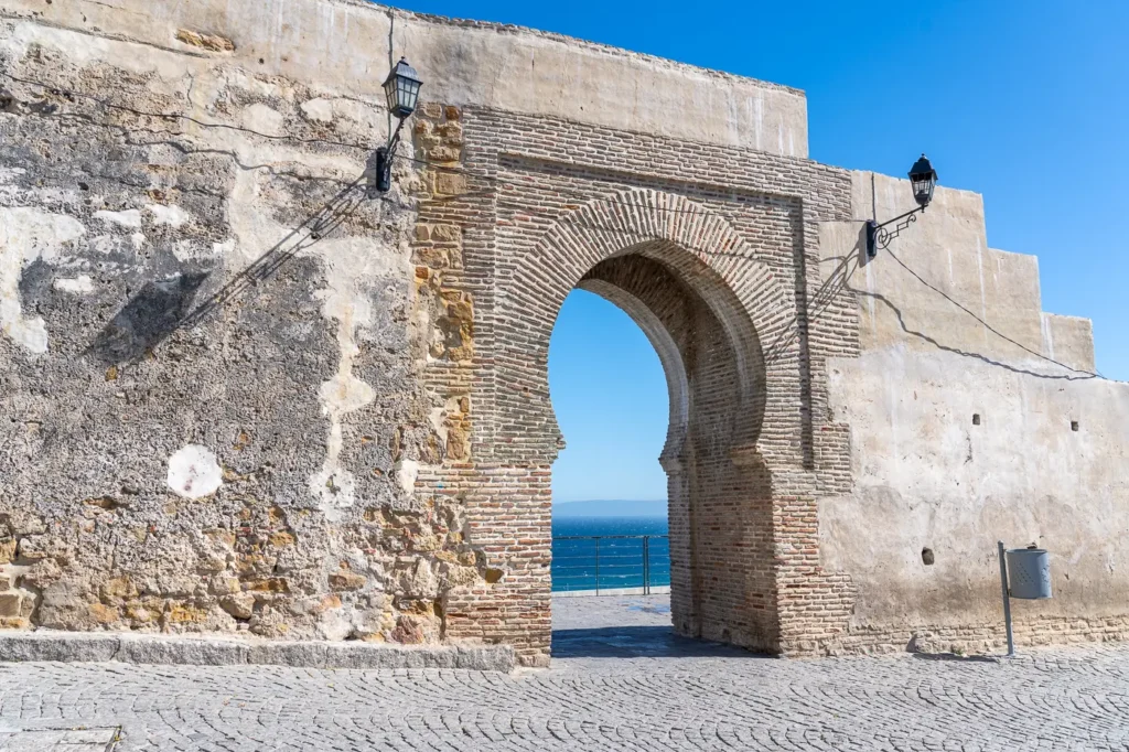Puerta al mar
