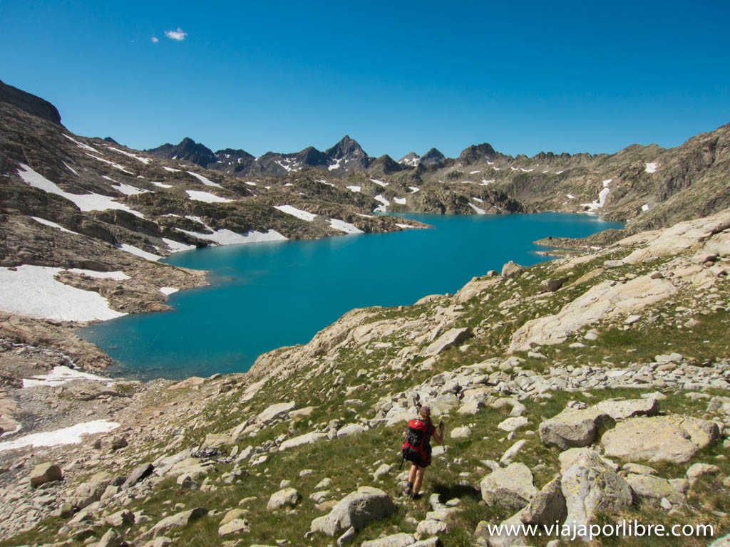 - Senderismo en Pirineos | Rutas, cumbres, lagos y lugares imprescindibles Ibón de Bramatuero Alto