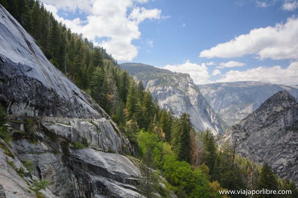 Vernal y Nevada Falls. Trekking en Yosemite National Park