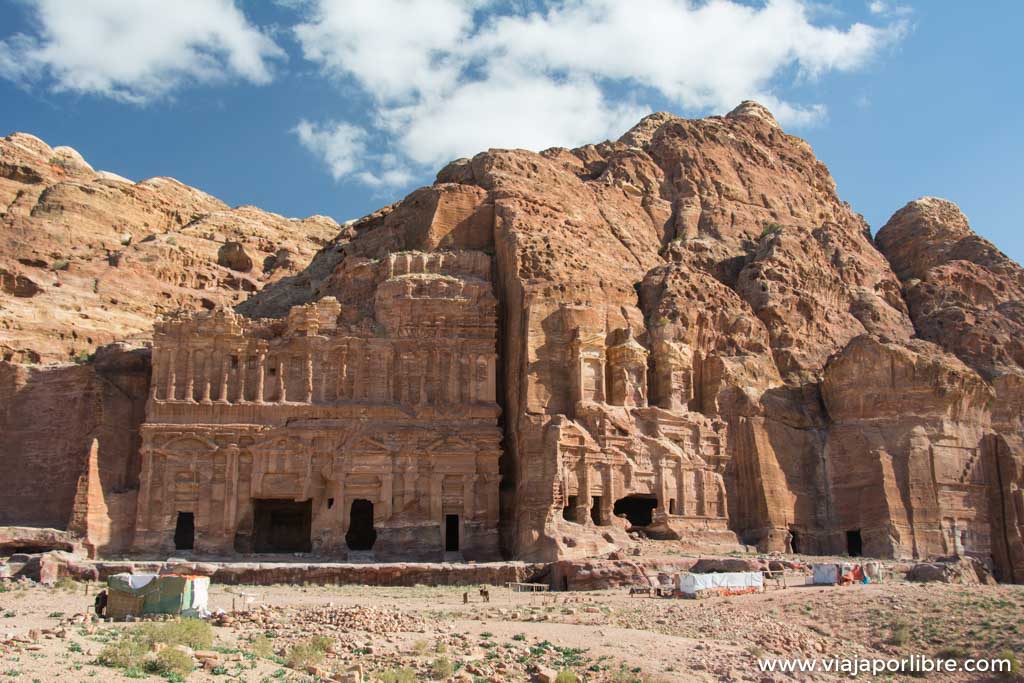 Lugares que debes visitar en Petra incluido el Tesoro