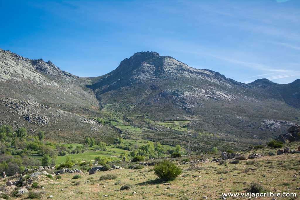 Ascensión al alto de la Hoya, las mejores vistas de la sierra de la Paramera