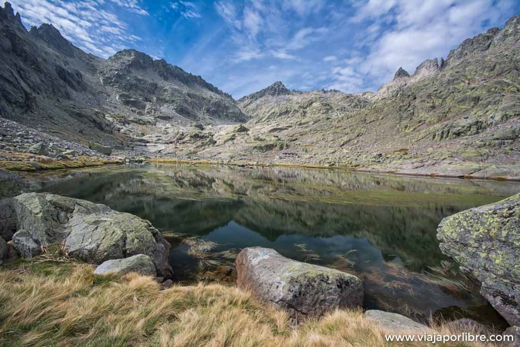 - Sierra de Gredos: guía de senderismo, picos, lagunas y rutas imprescindibles Laguna Grande