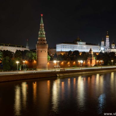 El Kremlin de noche