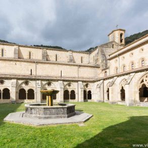 Visita al monasterio de Irantzu en Navarra