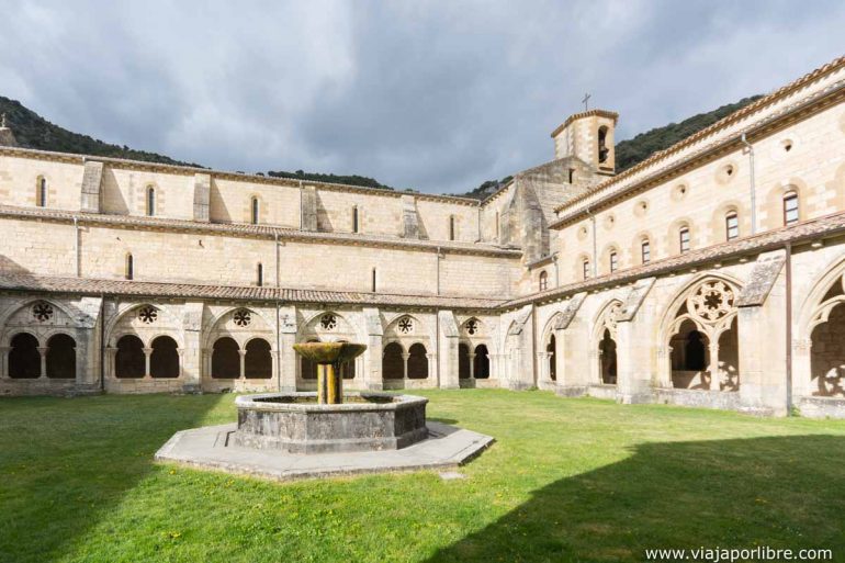 Visita al monasterio de Irantzu en Navarra