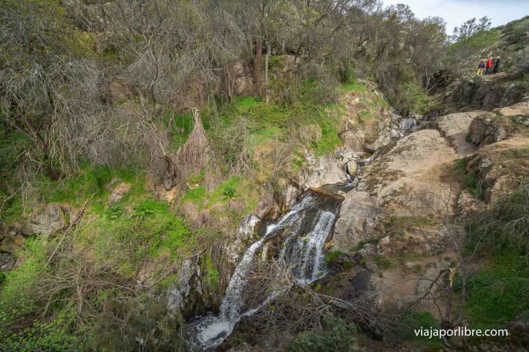 Aragon - Ruta a la Cascada del Cancho en Navalafuente Cascada del Cancho