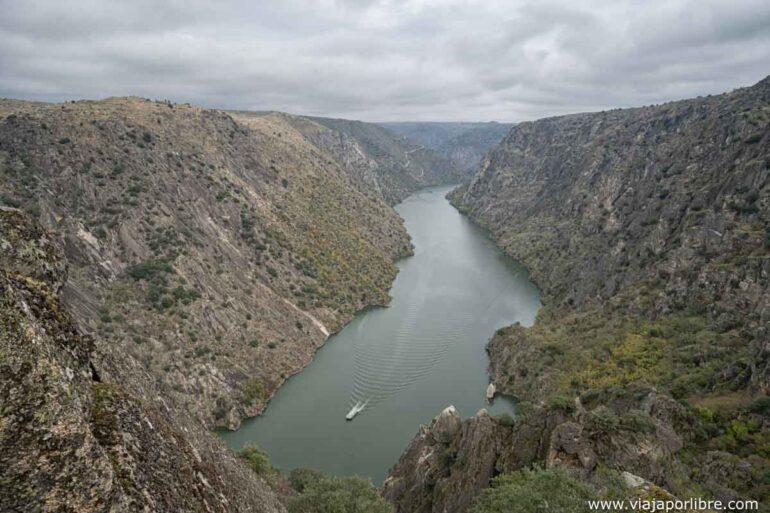 Senderismo - Crucero por las Arribes del Duero desde Aldeadávila de la Ribera (España) Crucero por las Arribes