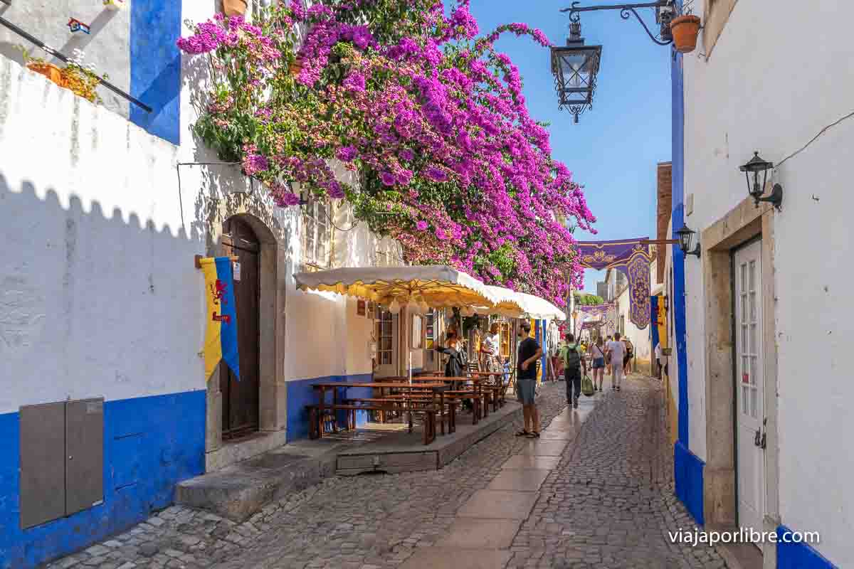Portugal - Óbidos, el pueblo medieval más bonito de Portugal Obidos Rua Direita
