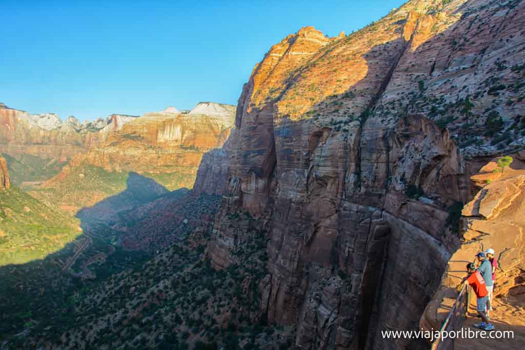 Mirador de Canyon Overlook Trail