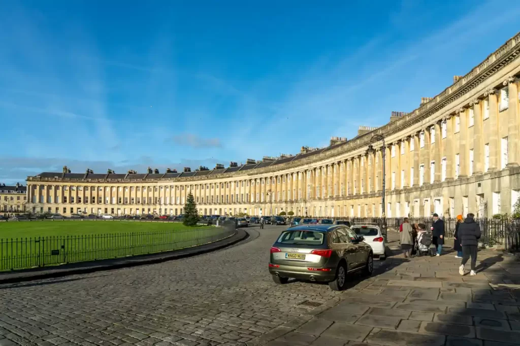 Inglaterra - Qué ver en Bath en un día: ruta a pie por sus lugares imprescindibles No. 1 Royal Crescent
