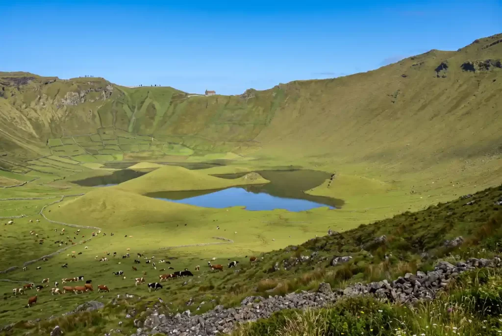 Portugal - Flores Azores en 4 días: ruta por la isla con niños y excursión a Corvo Corvo