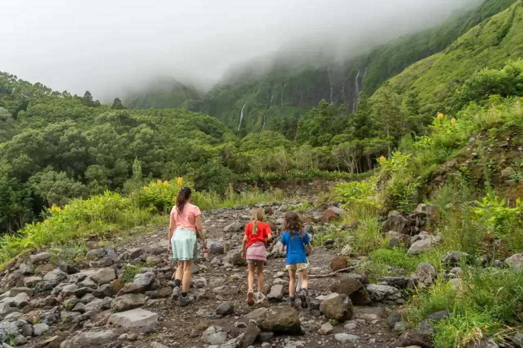 Portugal - Flores Azores en 4 días: ruta por la isla con niños y excursión a Corvo Flores con niños