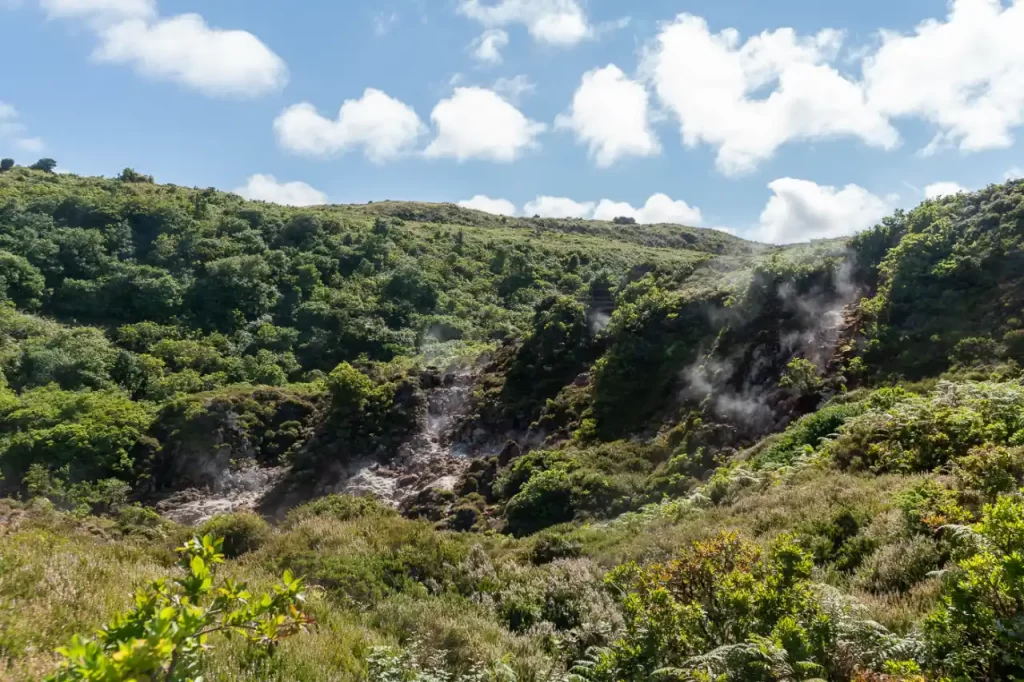 Portugal - Qué ver en Terceira: nuestra ruta por la isla de Azores con niños Furnas do Enxofre