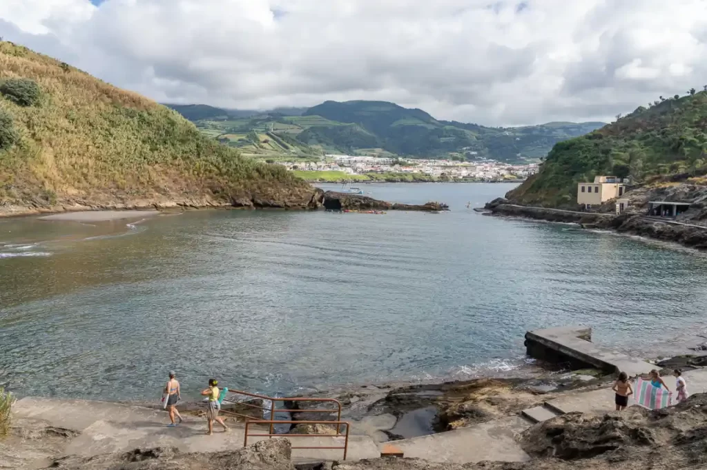 Portugal - Qué ver en São Miguel en 4 días: itinerario por la isla más completa de Azores Islote de Vila Franca do Campo